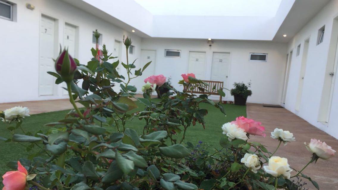 Hotel Baja Тихуана Экстерьер фото