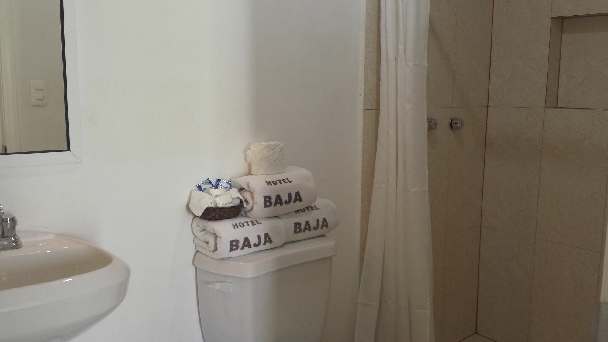 Hotel Baja Тихуана Экстерьер фото